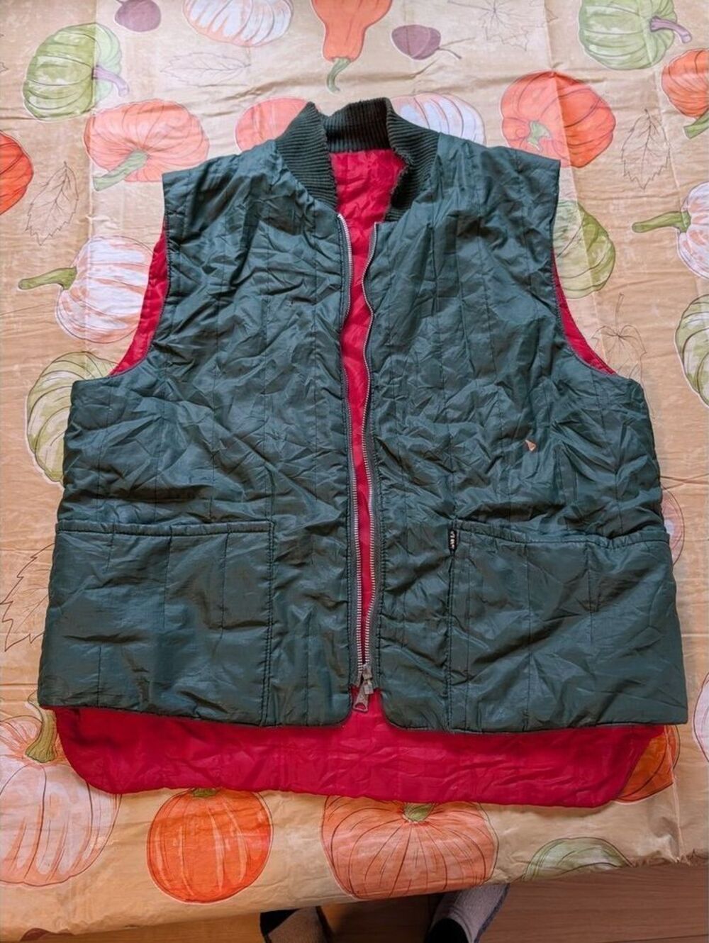 Sportchief Vintage Waterproof Vest – Green & Red – Size Large